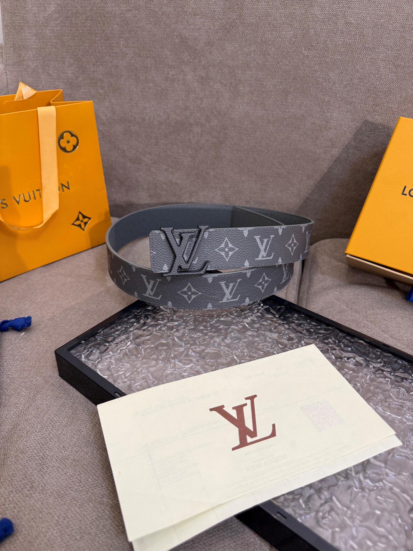 New Louis Vuitton Men's Belt
