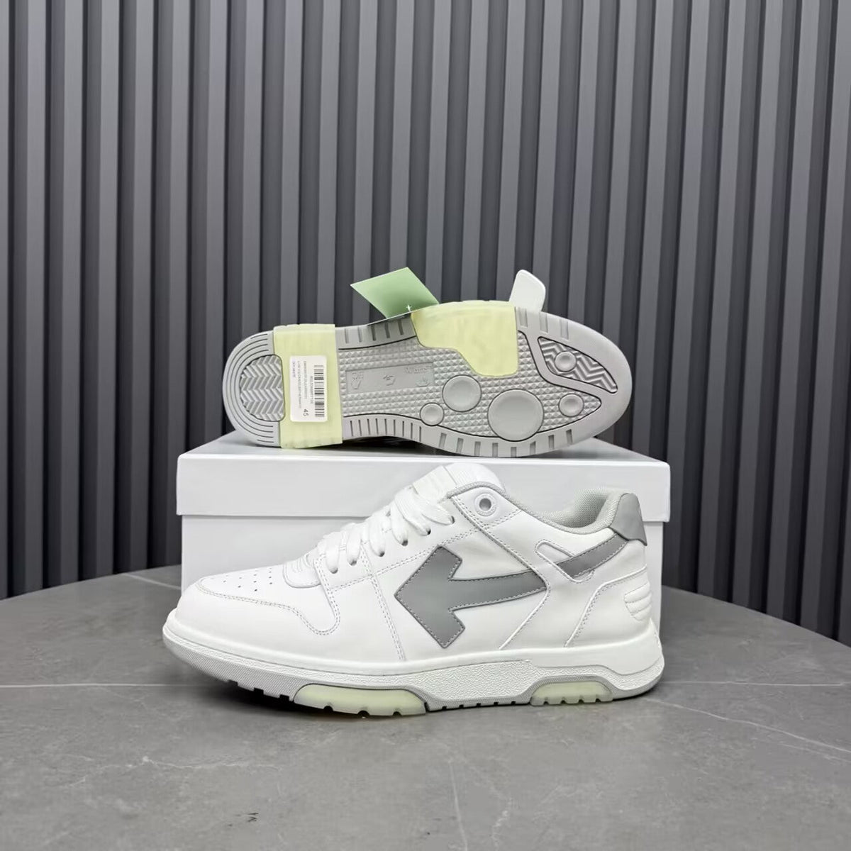 OFF-WHITE New white sneakers for men and women