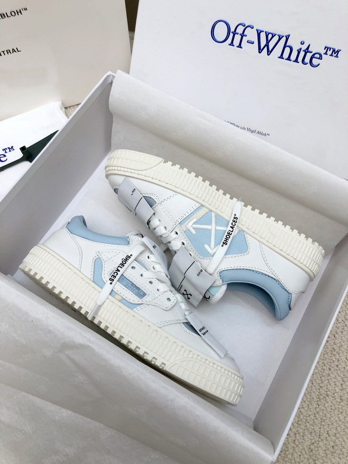 OFF-WHITE Classic casual shoes