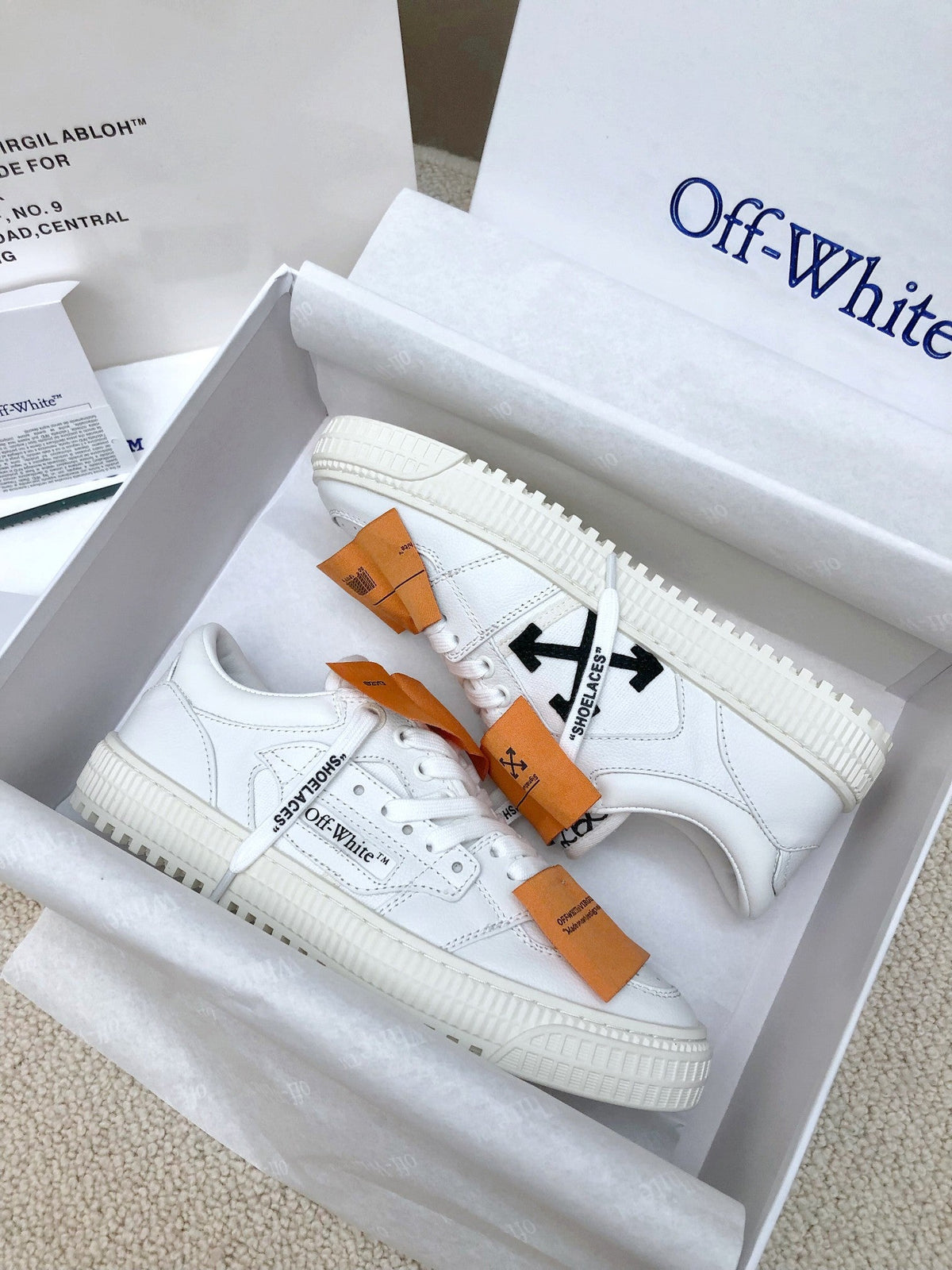 OFF-WHITE  Classic casual shoes