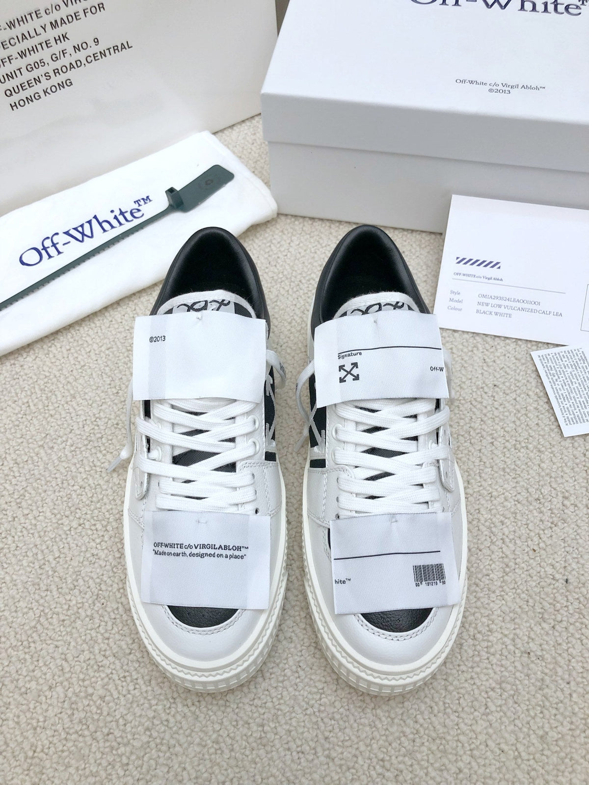OFF-WHITE  Classic casual shoes