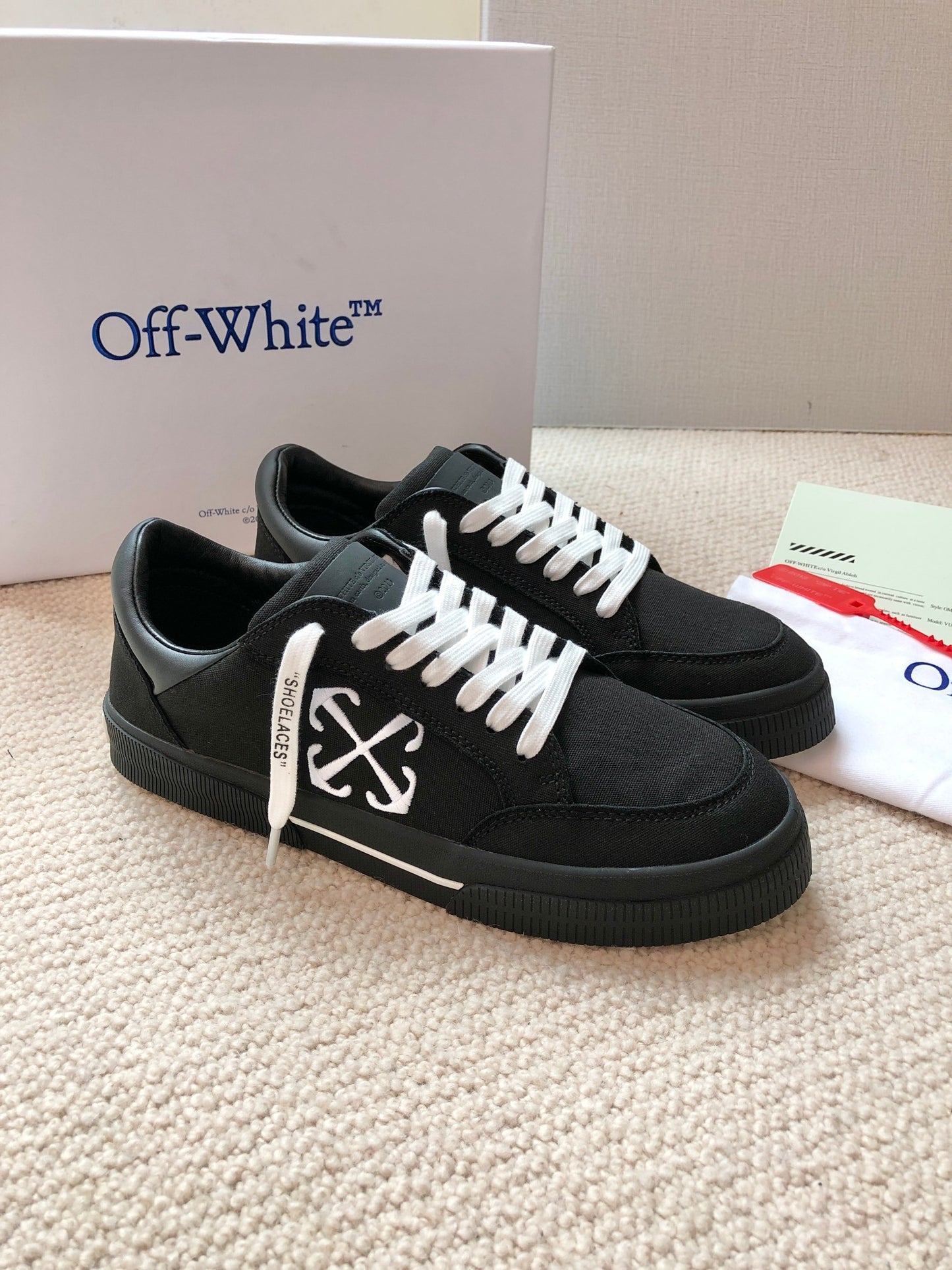 Off-white New Classic casual shoes