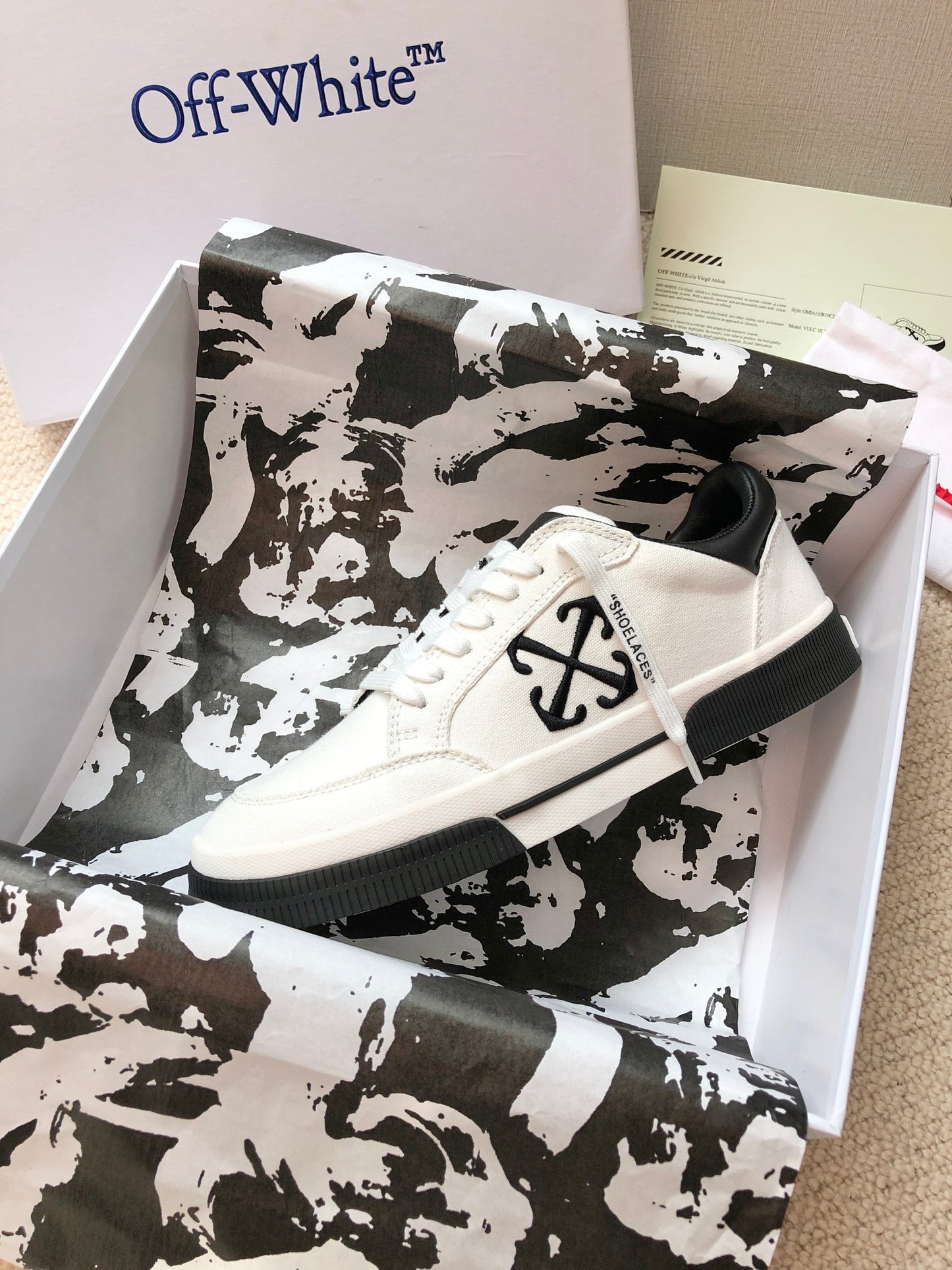 Off-white New Classic casual shoes