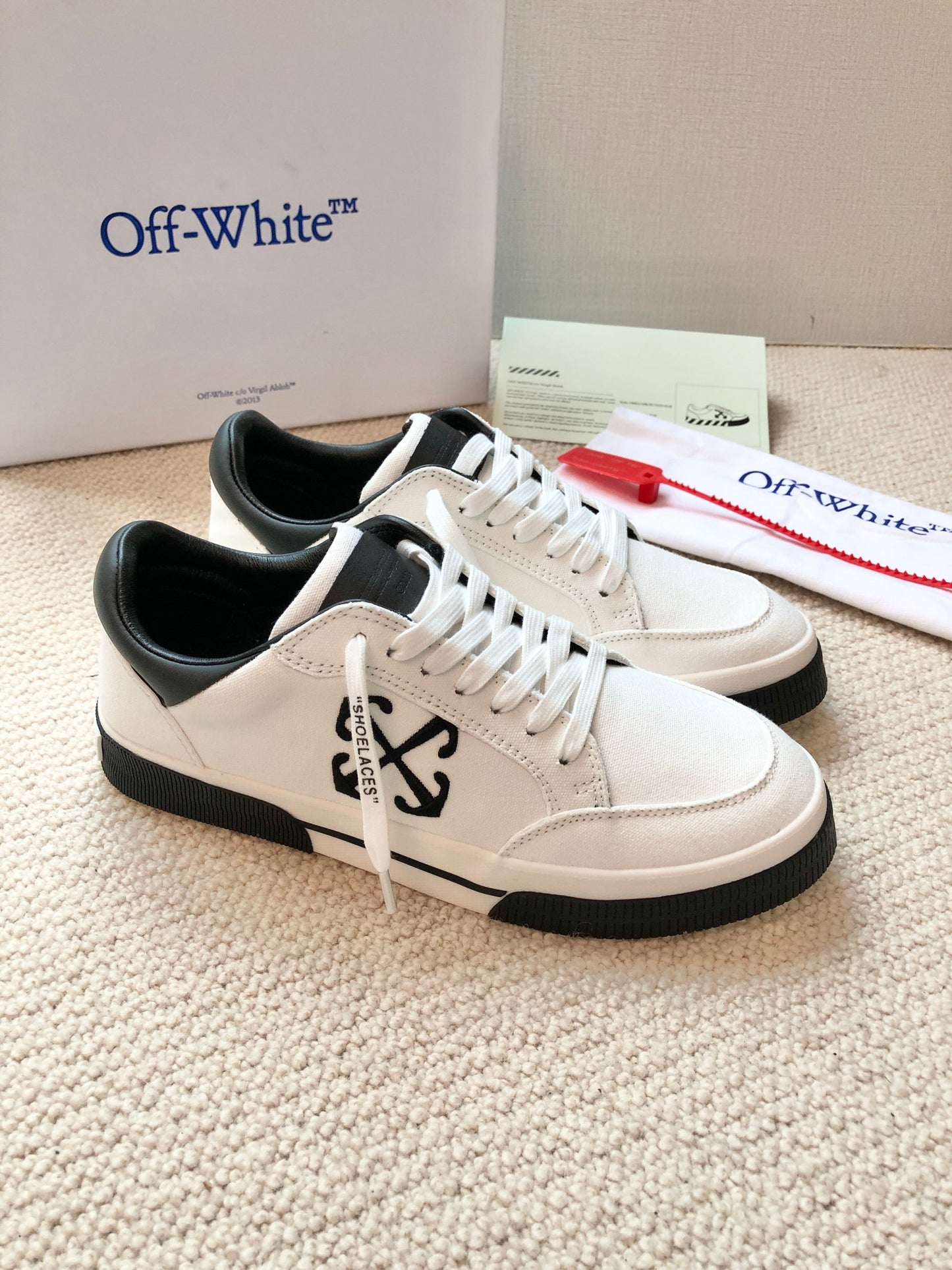 Off-white New Classic casual shoes