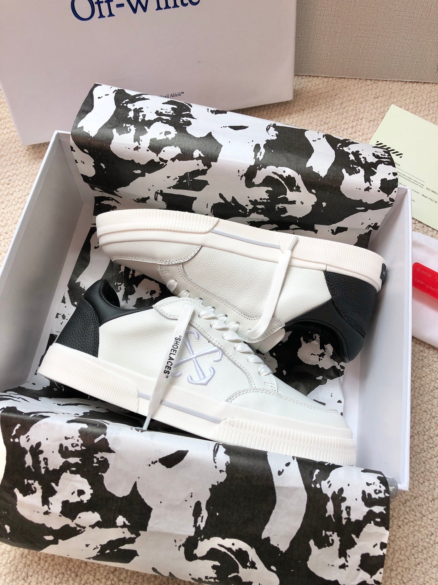 Off-white New Classic casual shoes