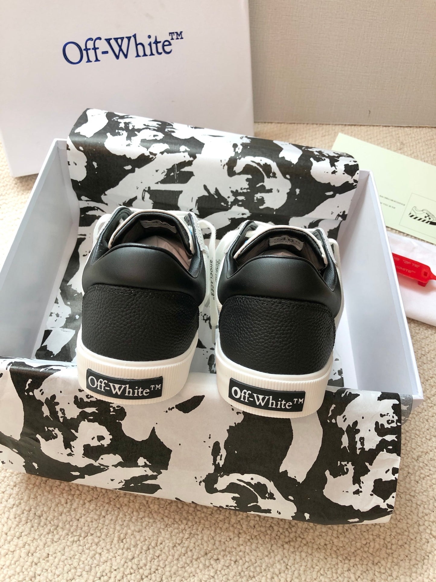 Off-white  New Classic Casual Shoes