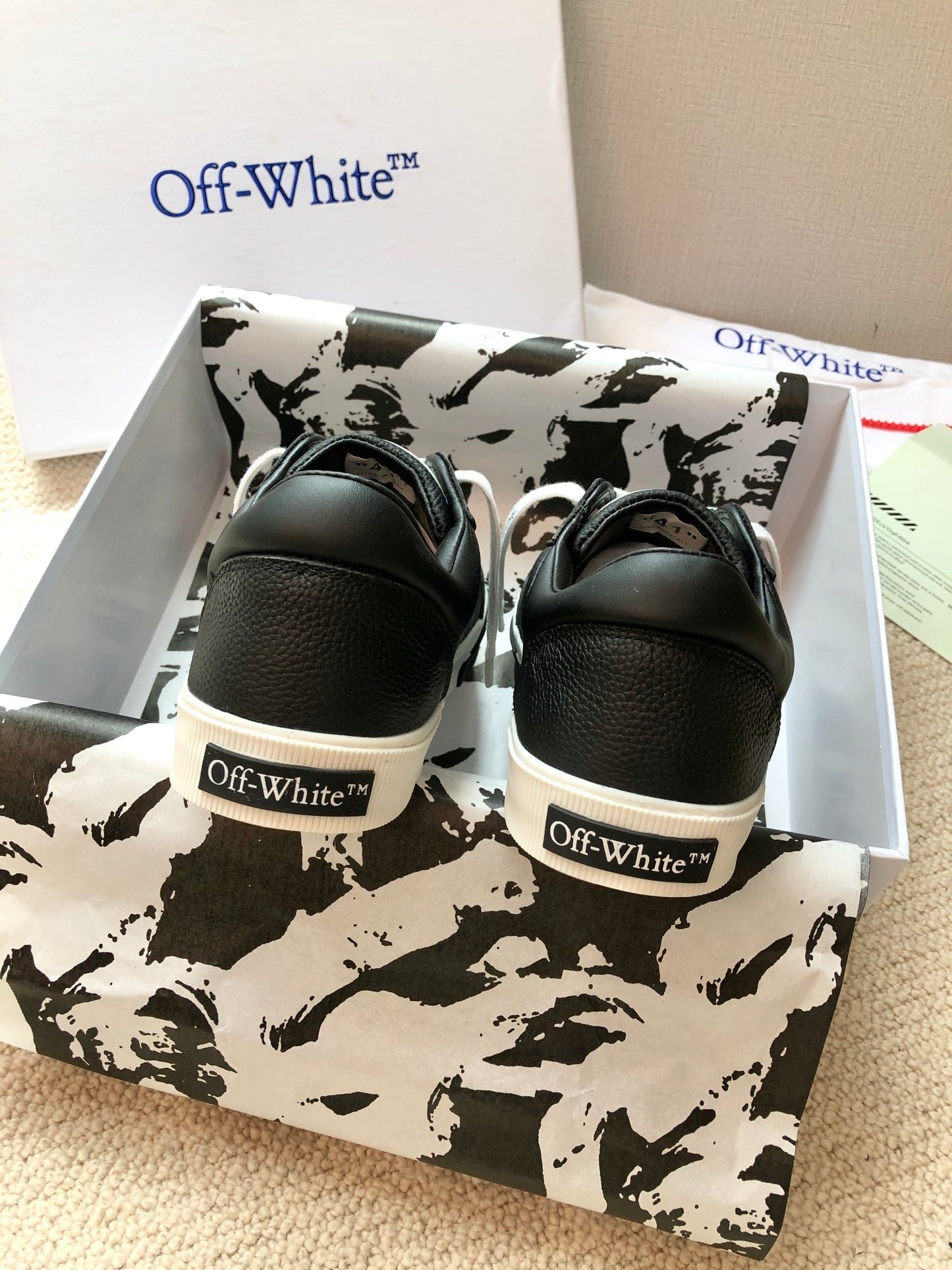 Off-white  New Classic Casual Shoes