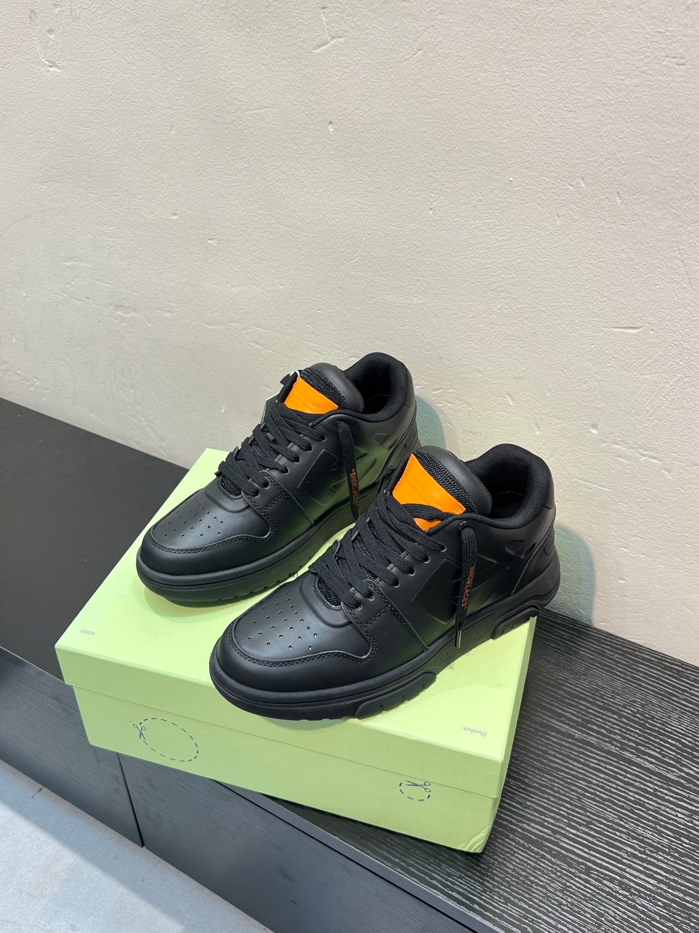 Off  Matching sneakers for couples