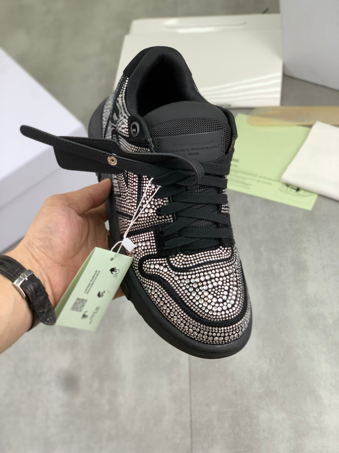 OFF-WHITE Classic Rhinestone Casual Shoes