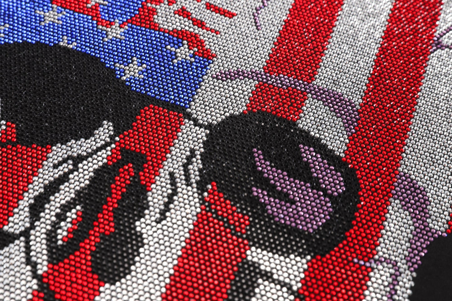 Philip T-shirt Crystal Skull