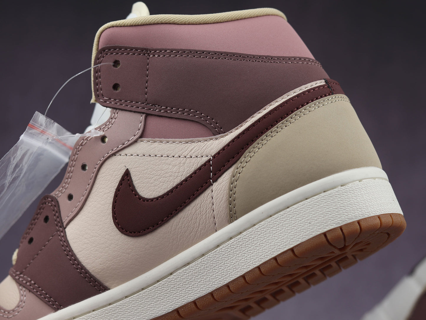 Air Jordan 1 Mid Women's Sneakers