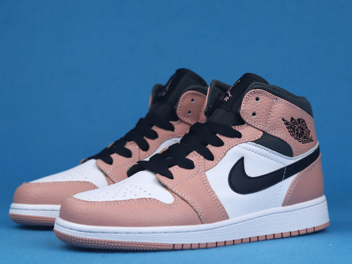 Air Jordan 1 Mid Women's Sneakers