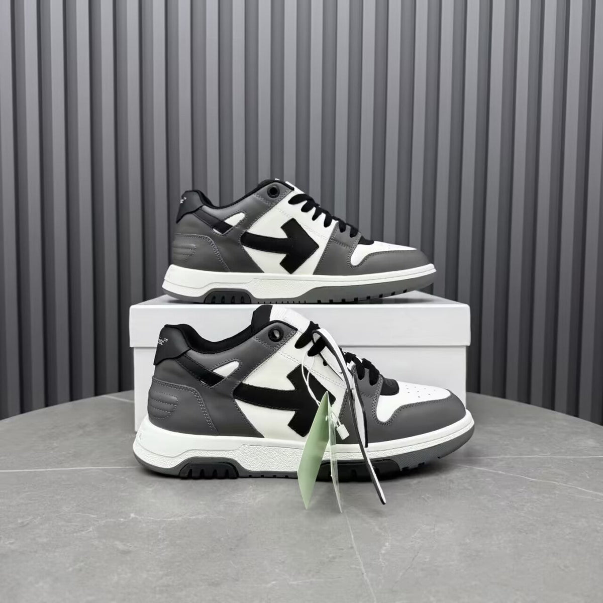 OFF-WHITE  New white and grey sports skate shoes