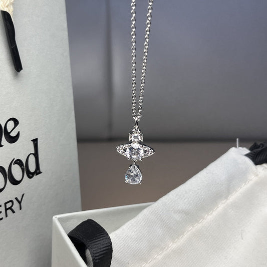 Vivienne Westwood Sparkling Clavicle Necklace