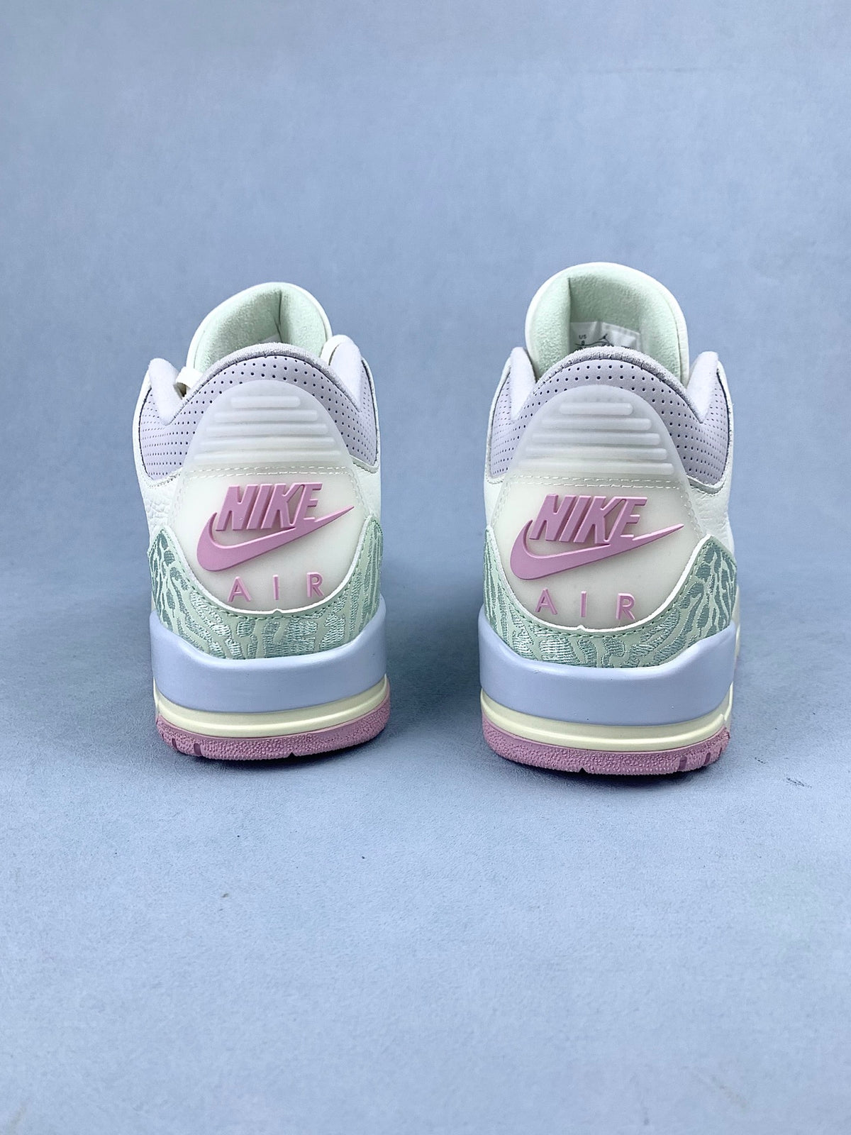 Air Jordan 3 Retro White/Purple/Pink IF4396-100
