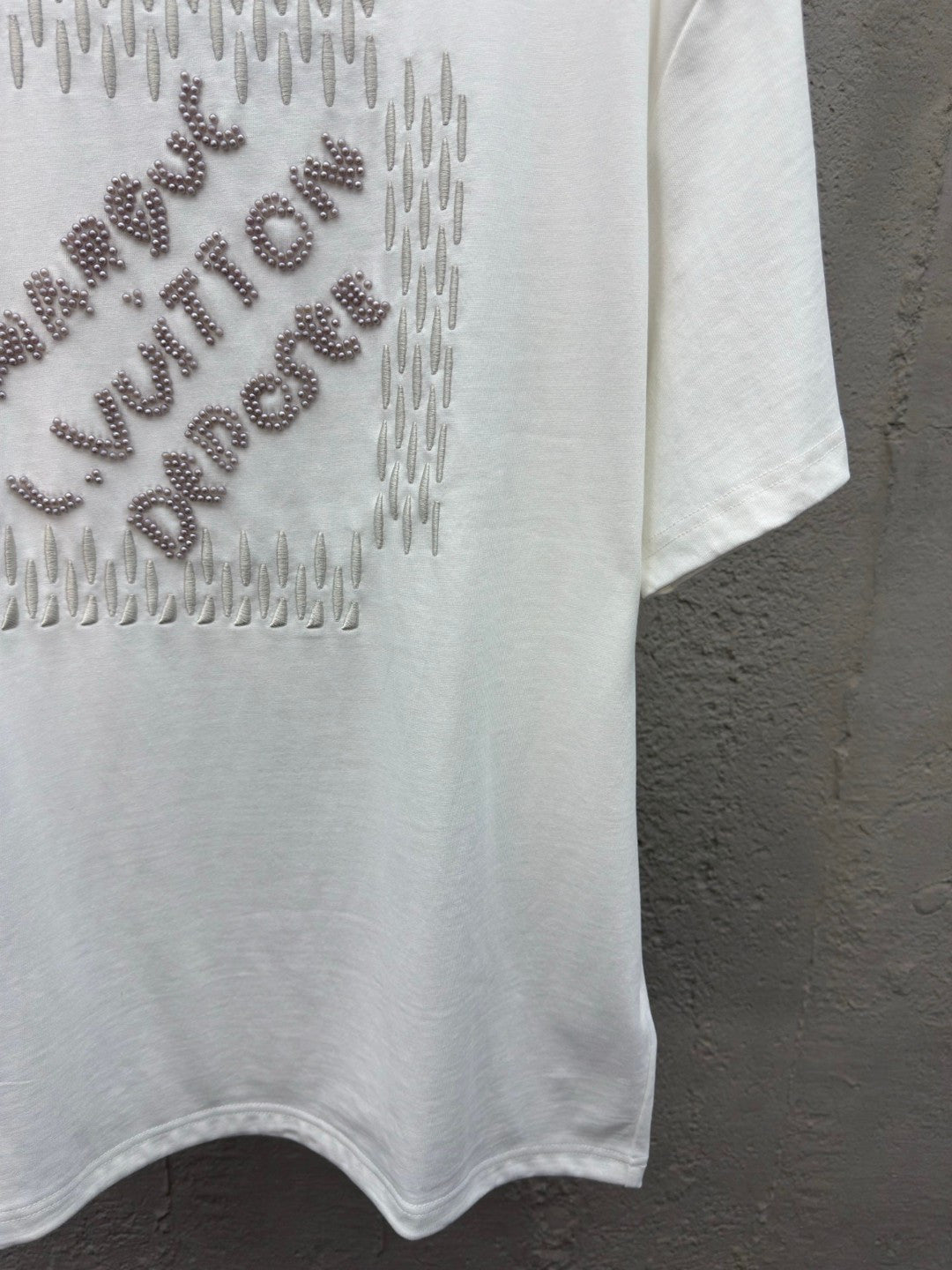 LOUIS VUITTON Embroidered Letter Short-Sleeve T-Shirt