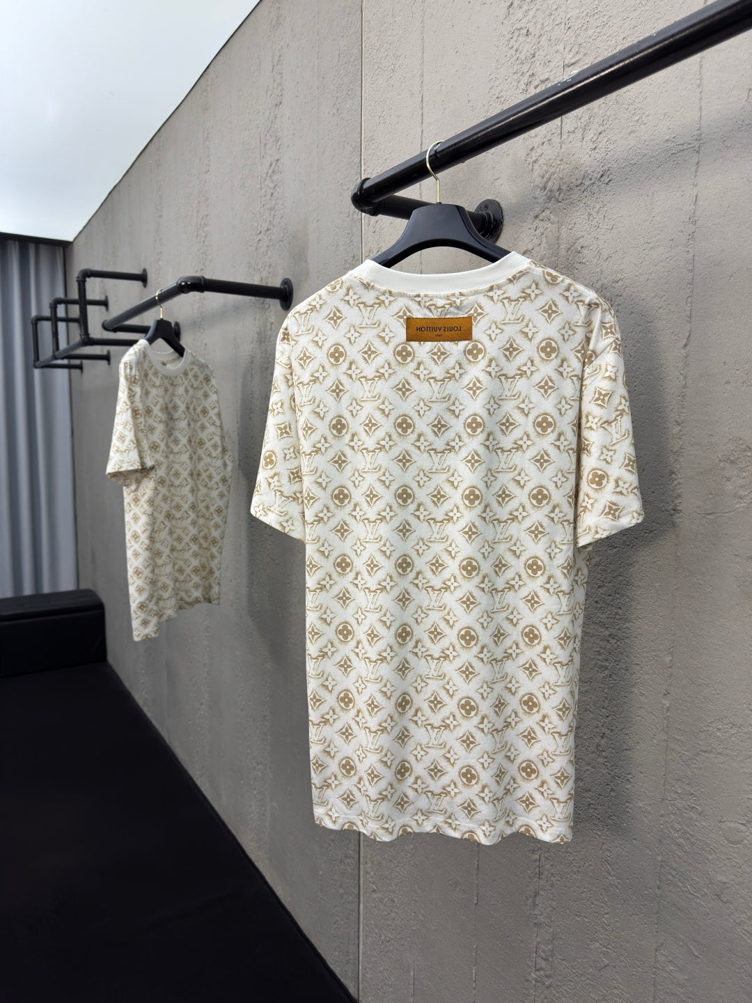 LOUIS VUITTON All-Over Print T-Shirt