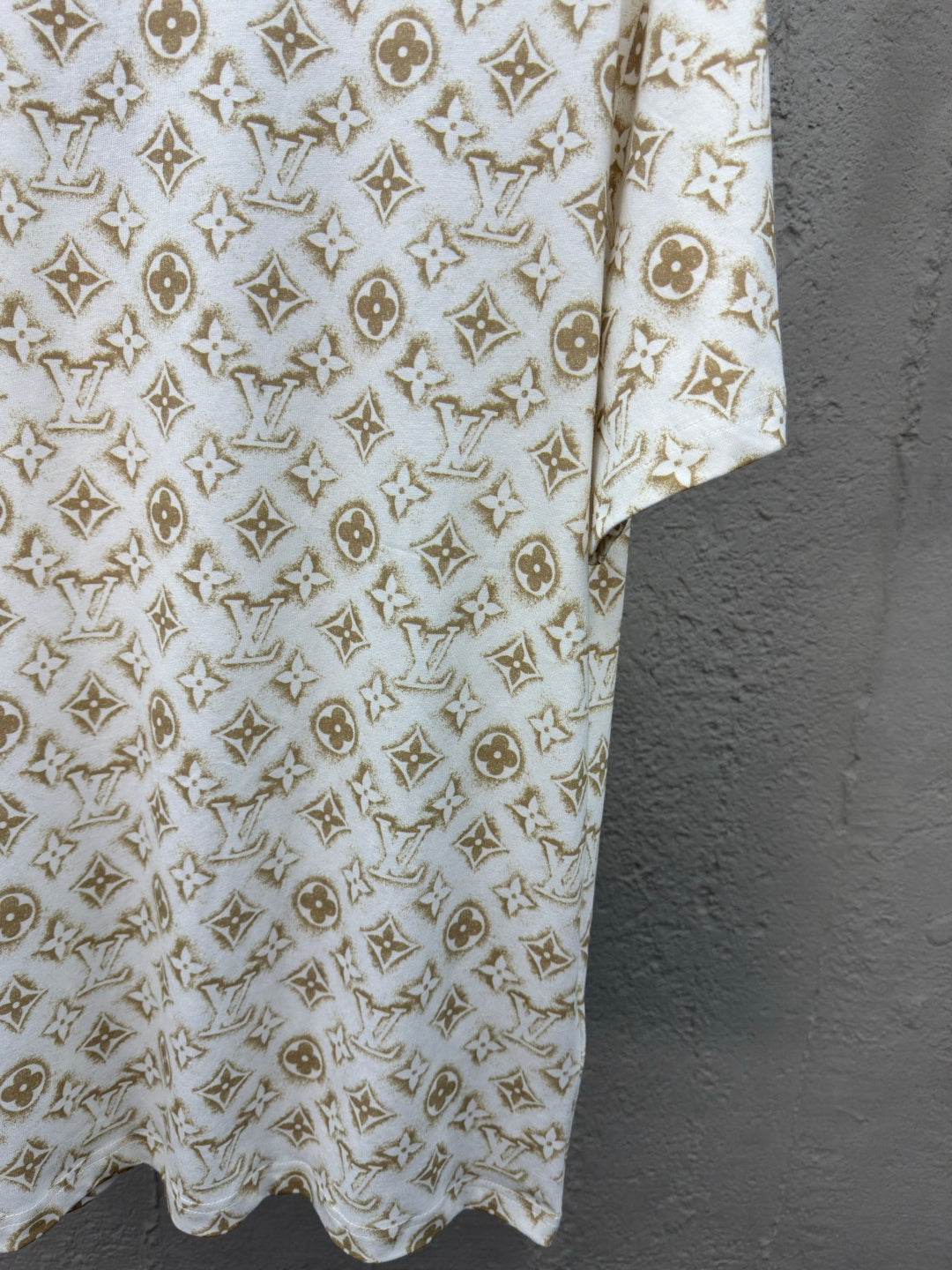 LOUIS VUITTON All-Over Print T-Shirt