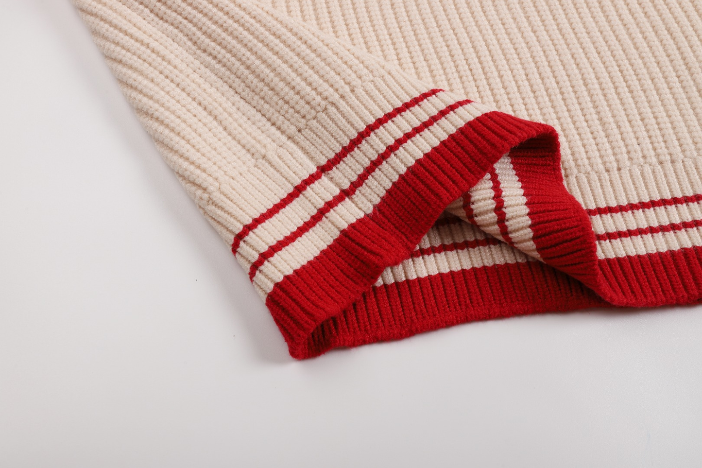 AMIPARIS Cotton & Wool Sweater - Premium Blend Knitwear