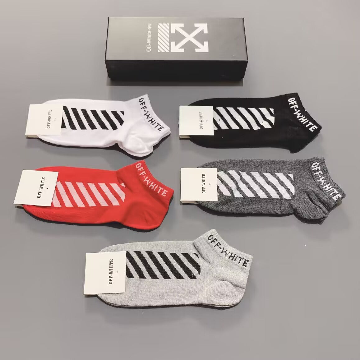 Off  Pure cotton low-cut socks