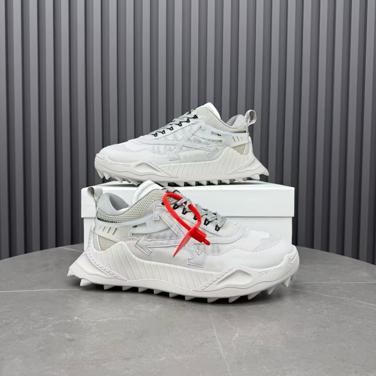 OFF-WHITE  New white sneakers for men and women