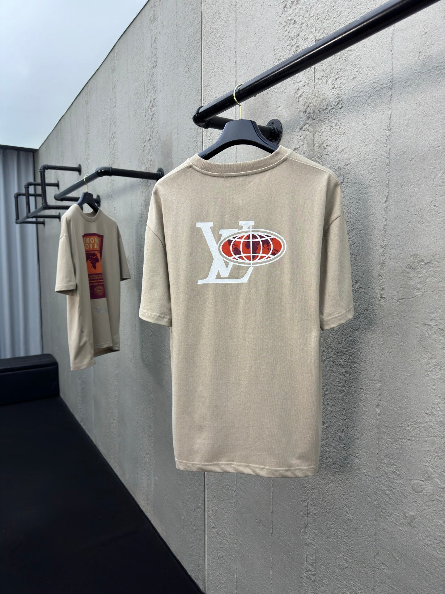 LOUIS VUITTON Map-Print T-Shirt