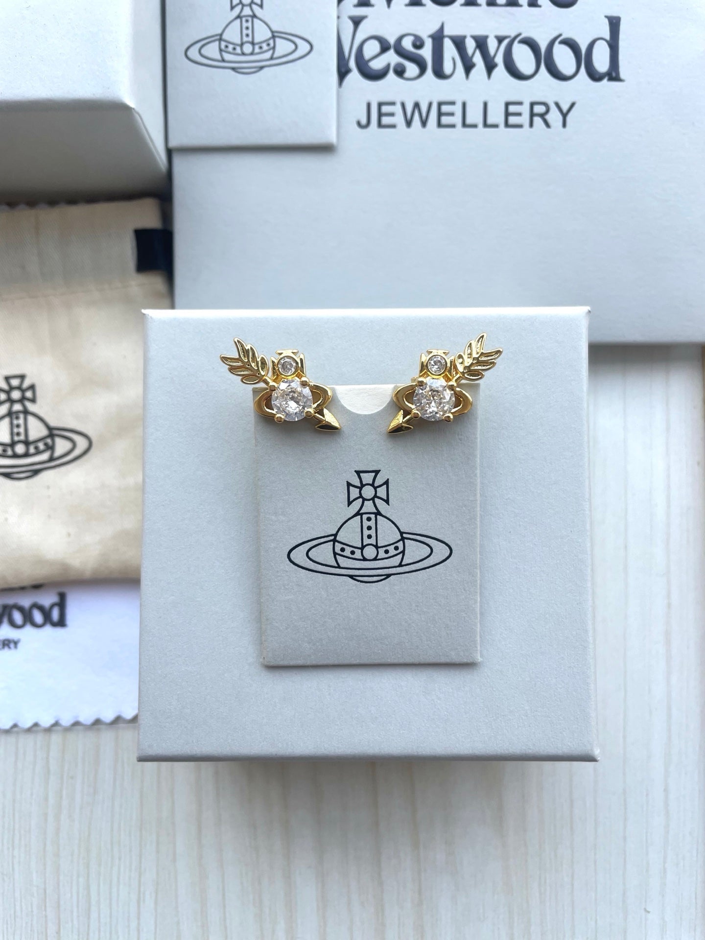 Vivienne Westwood"Arrow Through the Heart" Stud Earrings