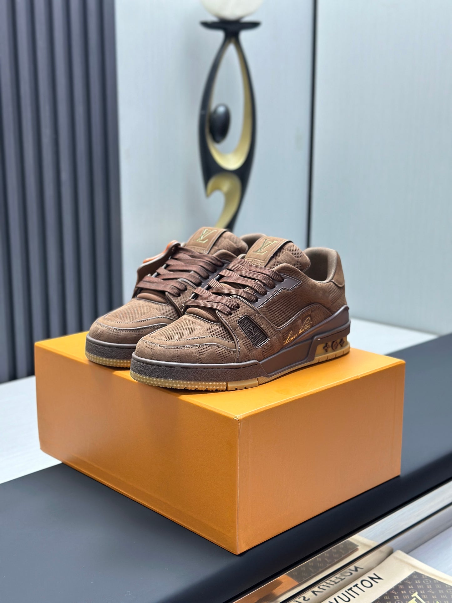 LV Unisex Basketball-Style Sneakers