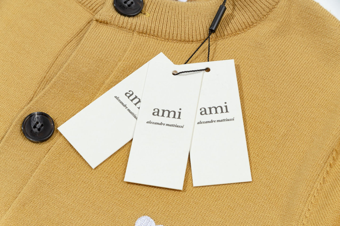AMIPARIS Cotton & Wool Sweater - Premium Blend Knitwear