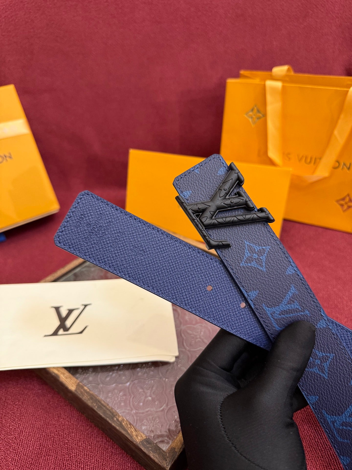 LOUIS VUITTON New Men's Blue Belt with Black Buckle