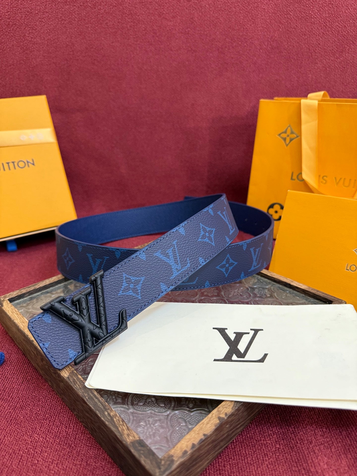 LOUIS VUITTON New Men's Blue Belt with Black Buckle