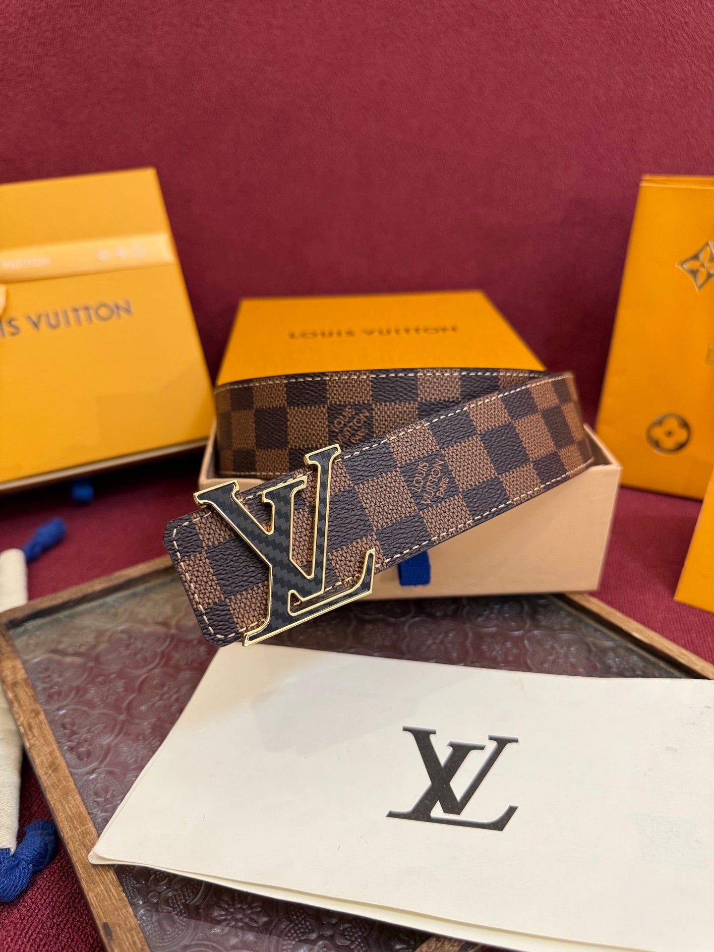 LOUIS VUITTON New Men's Brown Belt