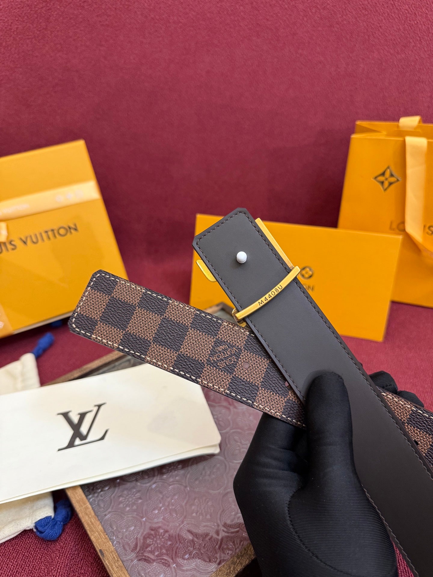 LOUIS VUITTON New Men's Brown Belt