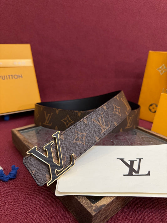 LOUIS VUITTON New Men's Brown Belt