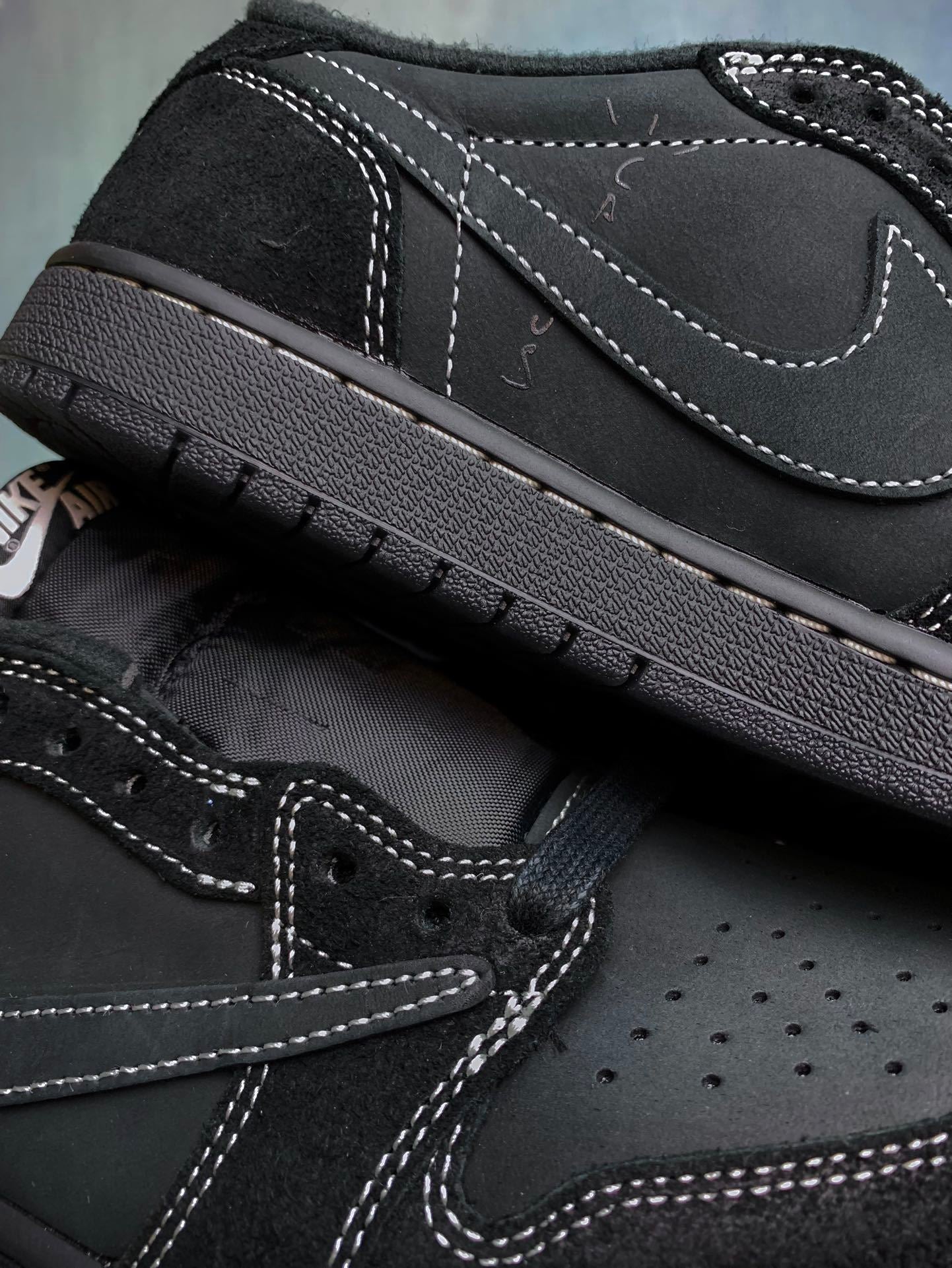 Air Jordan 1 Low-Top Sneakers (Men's & Women's)