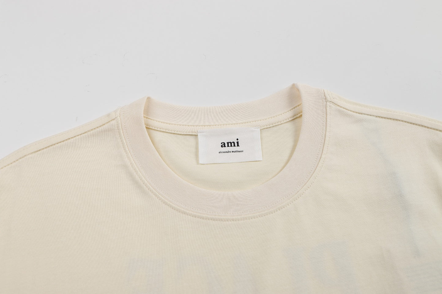 AMI PARIS Casual T-Shirt - Premium Cotton Blend