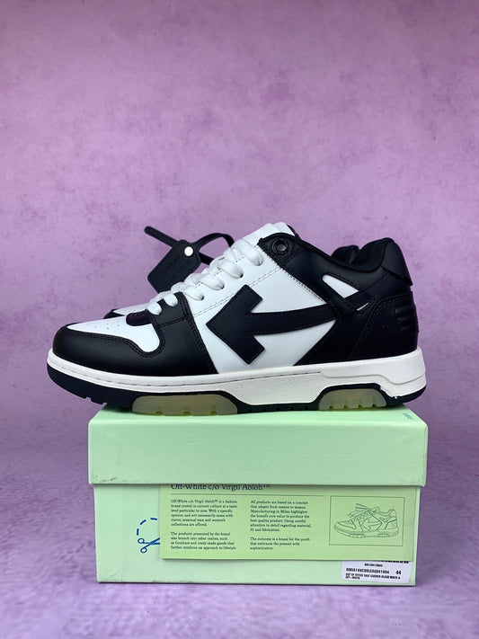 Off-White Black and White Arrow Sneakers