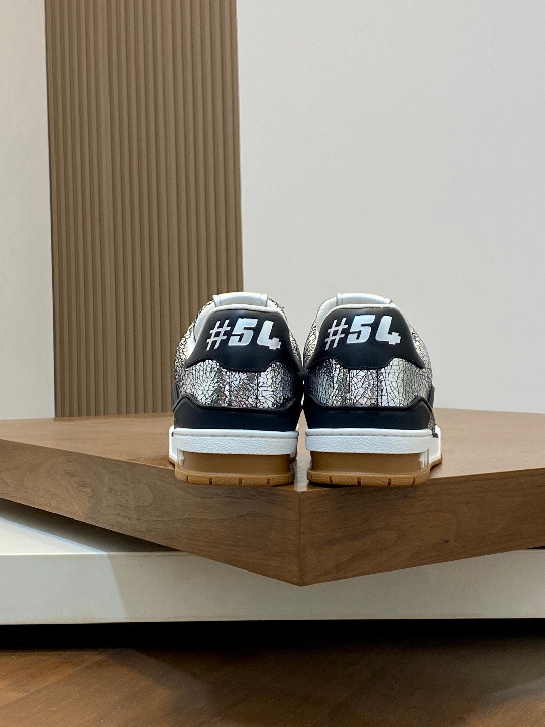 LV Unisex Runway-Style Sneakers