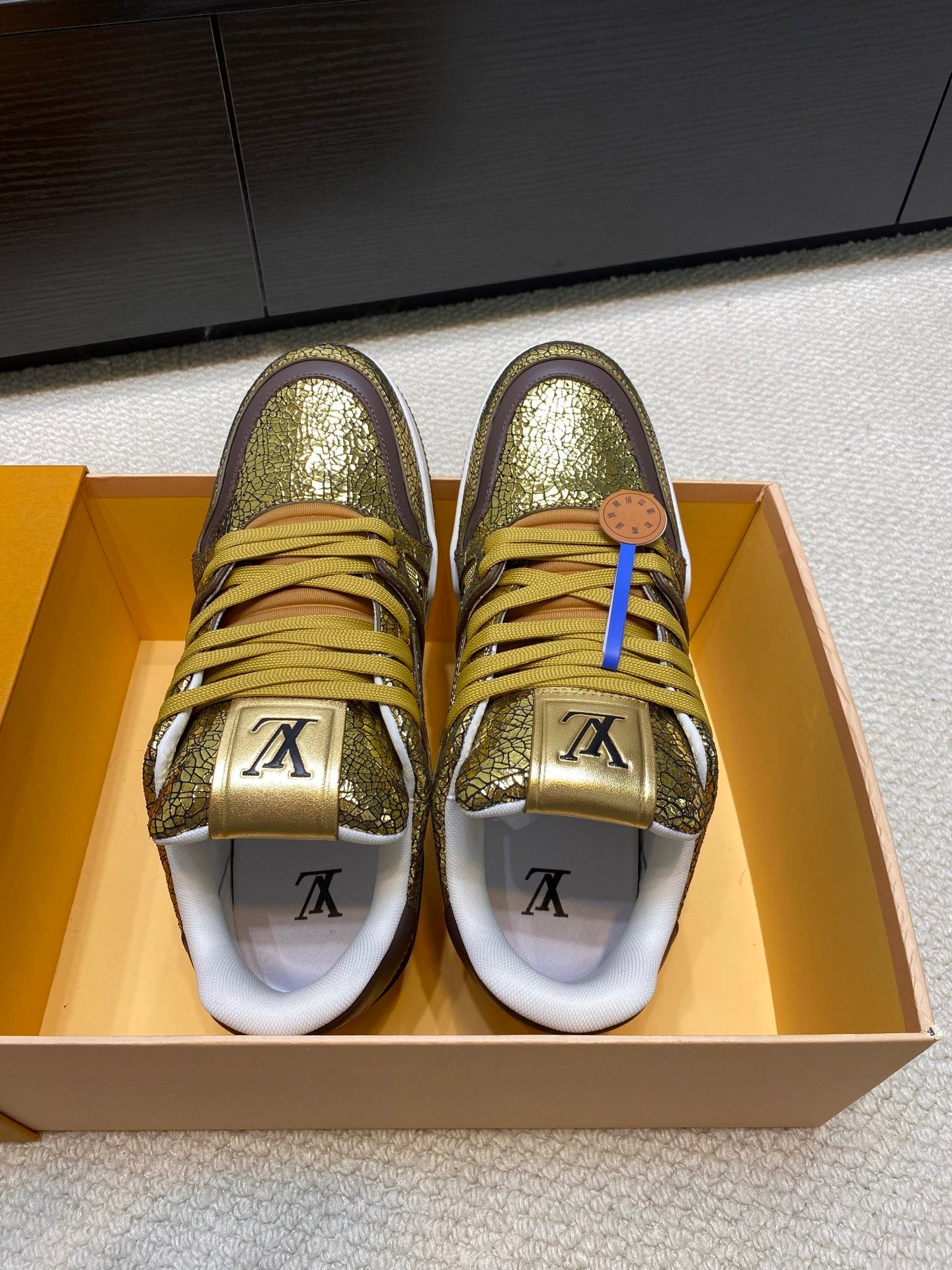 LV Unisex Runway-Style Sneakers