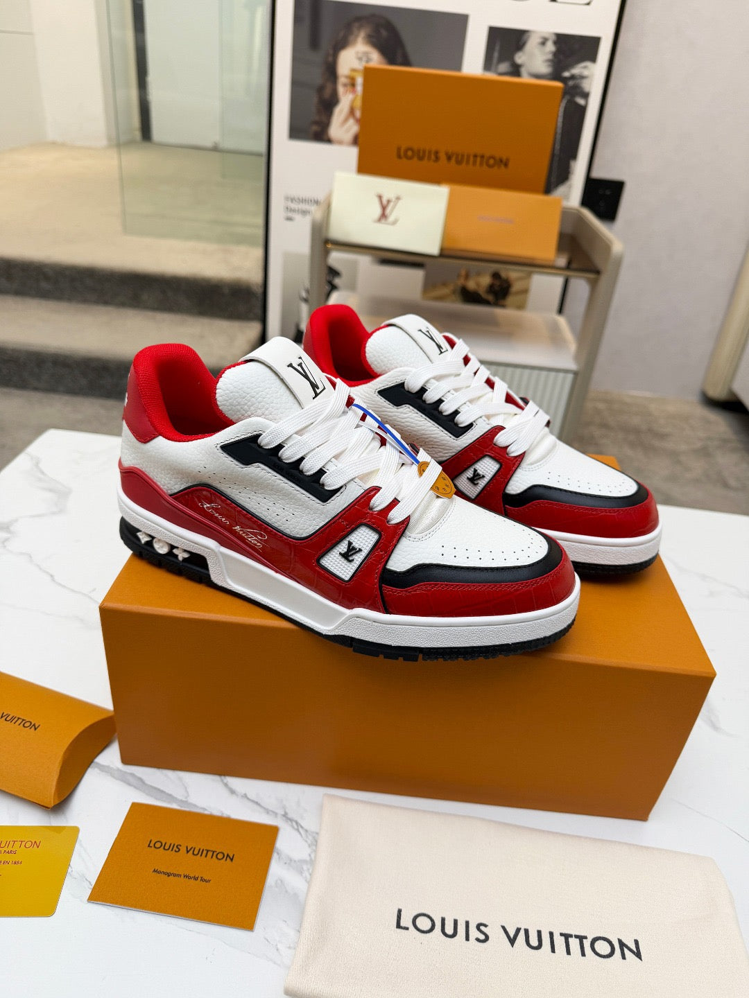 LV Unisex Sneakers