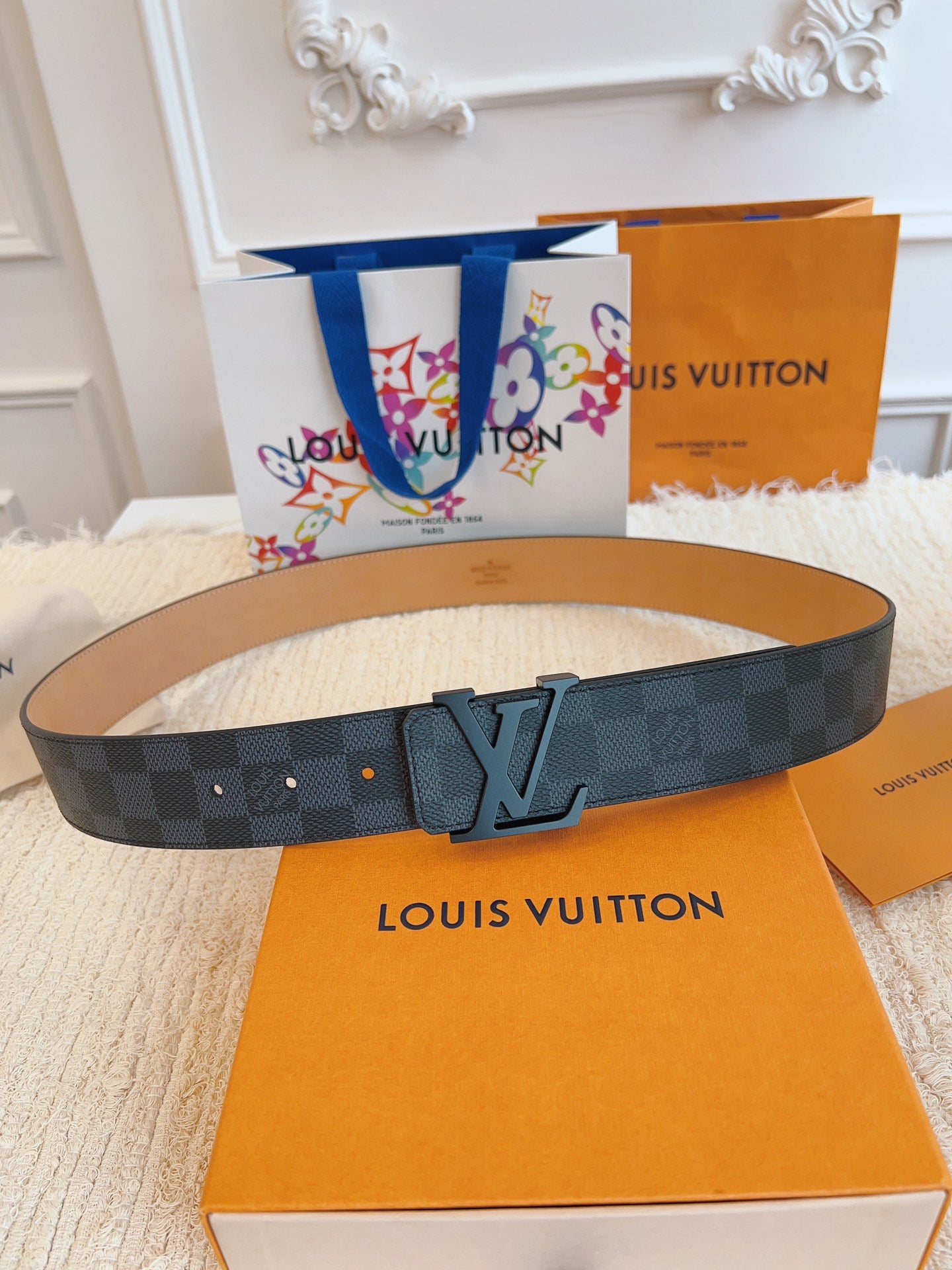 New Louis Vuitton Men's Belt