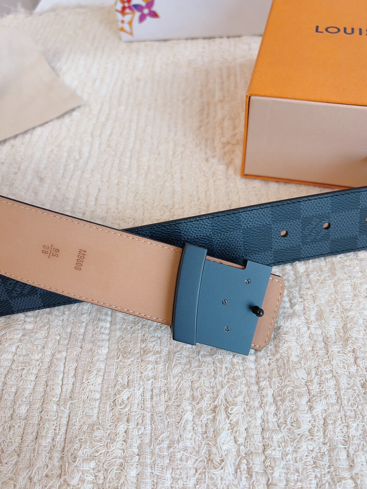 New Louis Vuitton Men's Belt