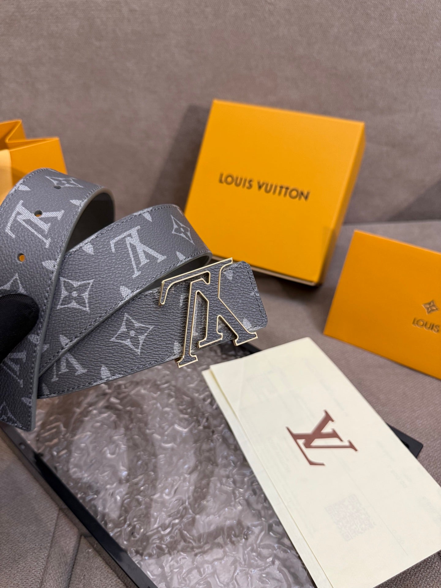 New Louis Vuitton Men's Belt
